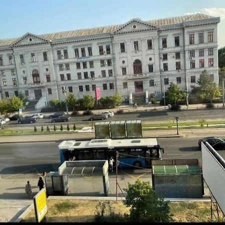 Apartament Lux Ultracentral Craiova Exterior photo