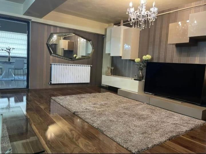 Apartament Lux Ultracentral Craiova Exterior photo