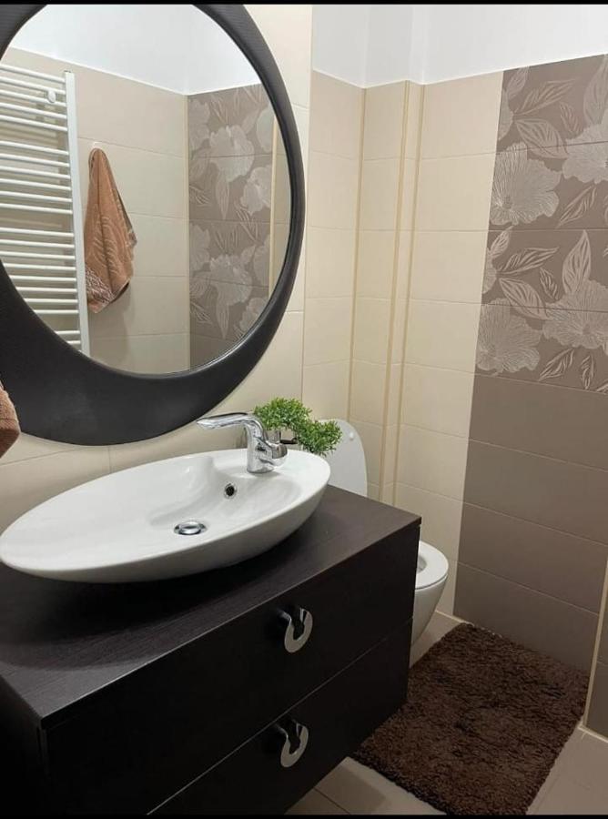 Apartament Lux Ultracentral Craiova Exterior photo